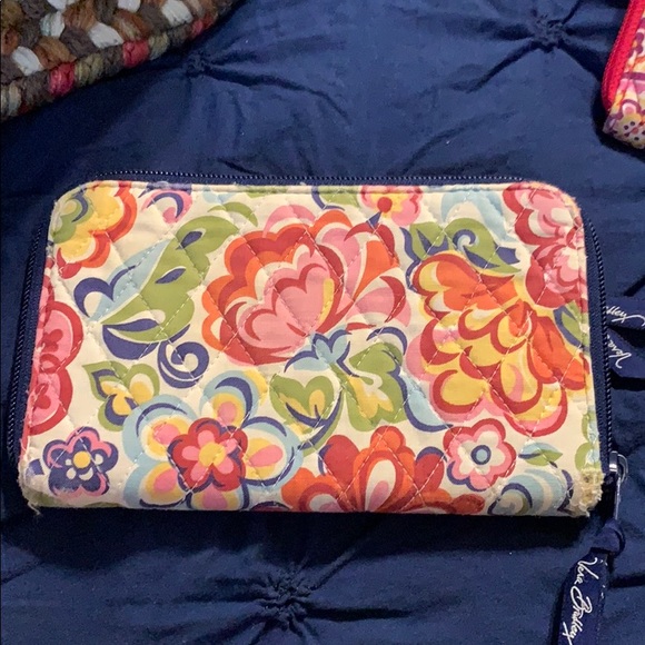 Vera Bradley Hope Garden zip wallet/wristlet - Picture 1 of 4